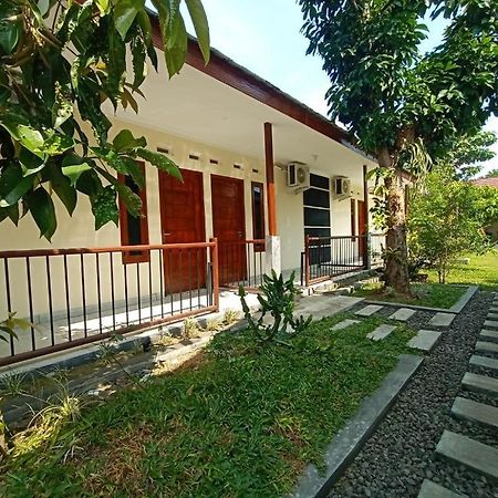Express O 91578 Villali Jogja 요그야카르타 외부 사진